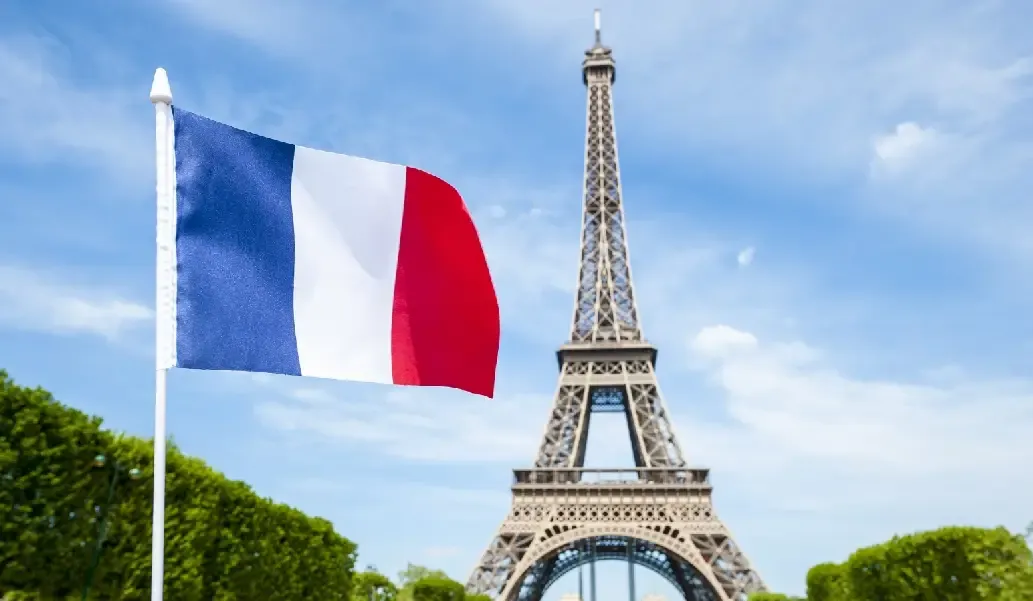 Frankreich verabschiedet Haushaltsgesetz 2026, bestätigt Regeln für E-Rechnungsstellung und E-Berichterstattung